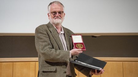 Professor Ellis with the prestigious Mendel Memorial Medal