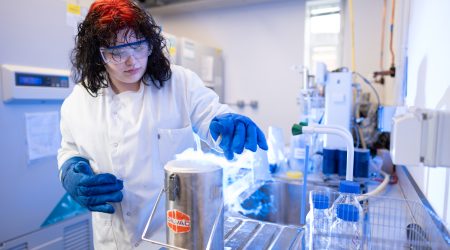 T-Level Student sampling into Liquid Nitrogen